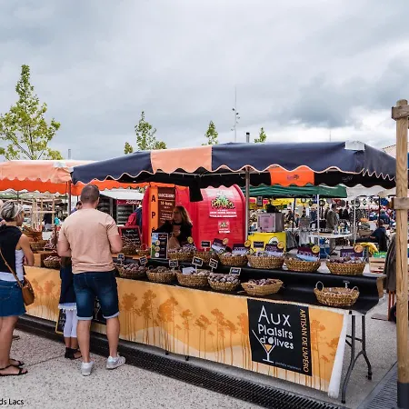 T2 Avec Piscine A Bourg, Proche Plages Du Et Ocean, 4 Pers, Centre-ville - Fr-1-319-454 Apartment Biscarrosse