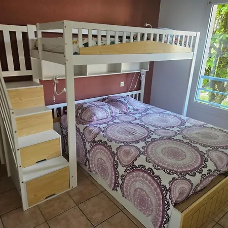 Apartmán T2 Avec Piscine A Bourg, Proche Plages Du Et Ocean, 4 Pers, Centre-ville - Fr-1-319-454 *