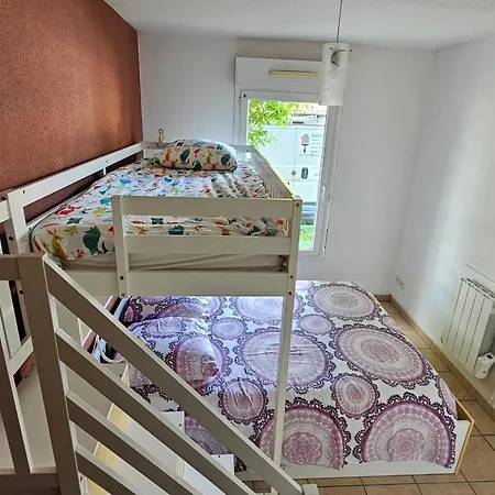 Apartmán T2 Avec Piscine A Bourg, Proche Plages Du Et Ocean, 4 Pers, Centre-ville - Fr-1-319-454 Biscarrosse