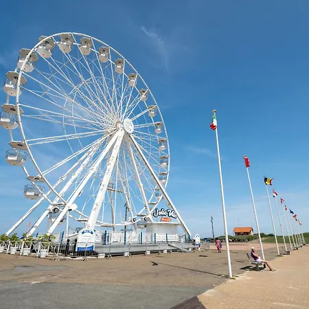 Apartmán T2 Avec Piscine A Bourg, Proche Plages Du Et Ocean, 4 Pers, Centre-ville - Fr-1-319-454 Biscarrosse